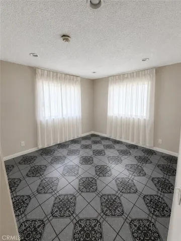 35 W Washington, Pasadena, California 91103