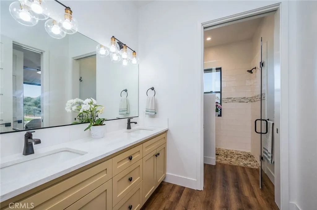 Guest house bathroom