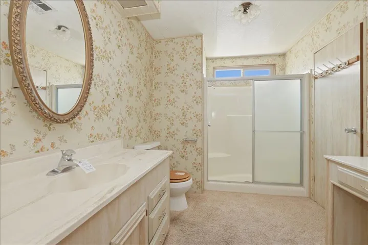 33-Bathroom