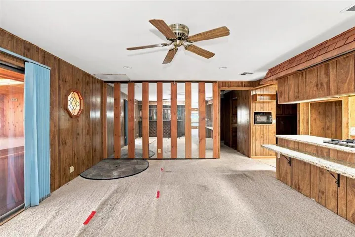 26-Family Room and Kitchen