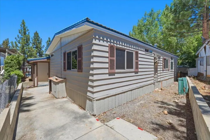 05-Property View