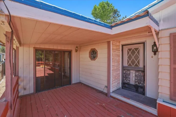 08-Front Entry