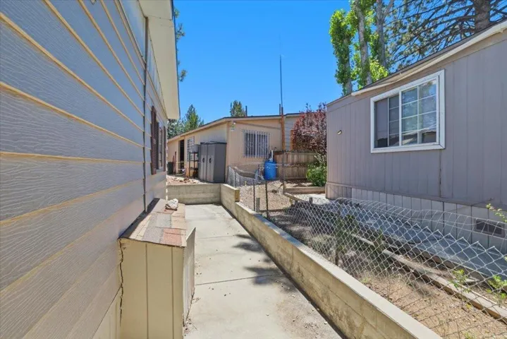 06-Property View