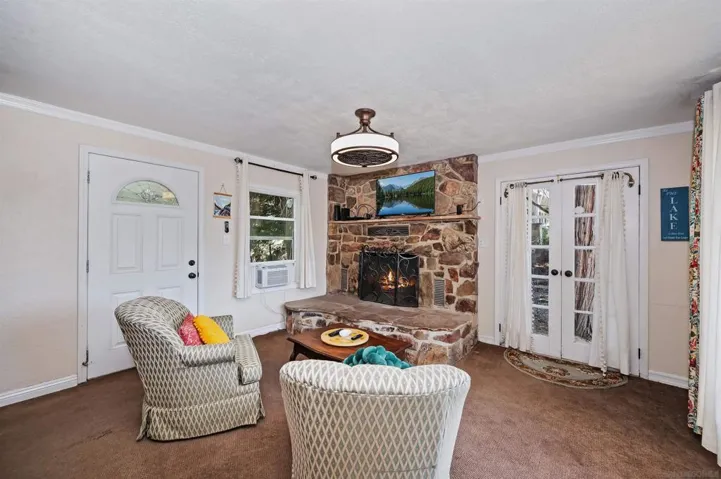 710 Arosa, Crestline, California 92325