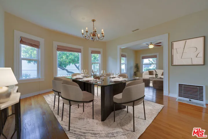 1328 10th Street, Santa Monica, California 90401