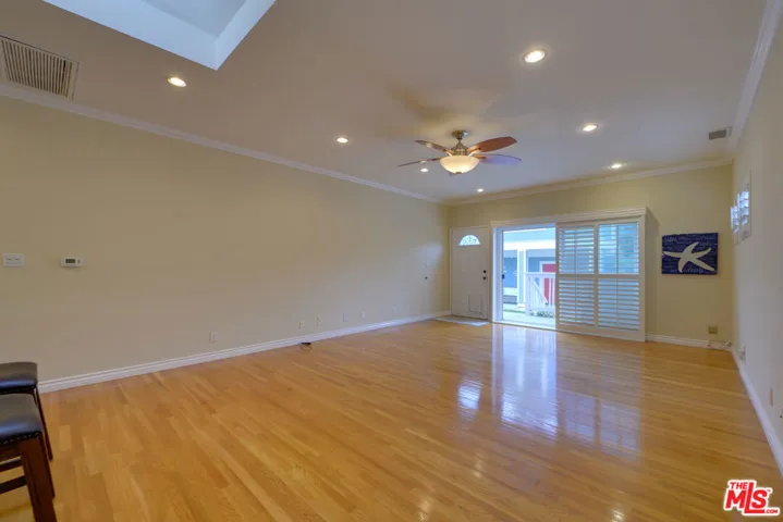 1328 10th Street, Santa Monica, California 90401