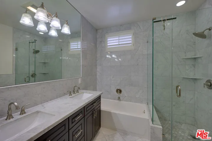 1328 10th Street, Santa Monica, California 90401
