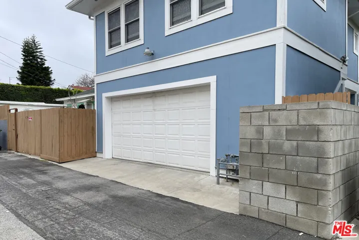 1328 10th Street, Santa Monica, California 90401