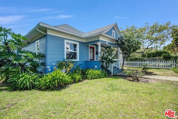 1328 10th Street, Santa Monica, California 90401