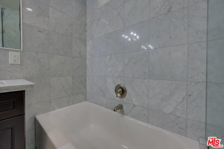 1328 10th Street, Santa Monica, California 90401