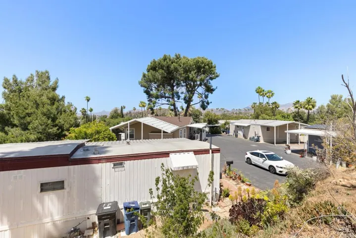 13490 Highway 8 Business 18, Lakeside, California 92040