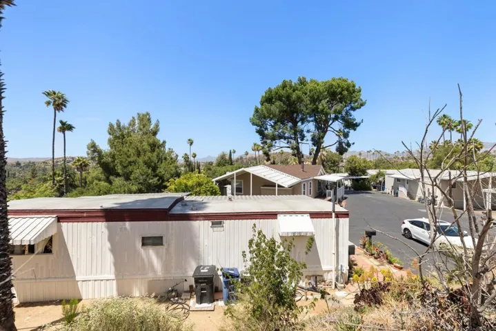 13490 Highway 8 Business 18, Lakeside, California 92040