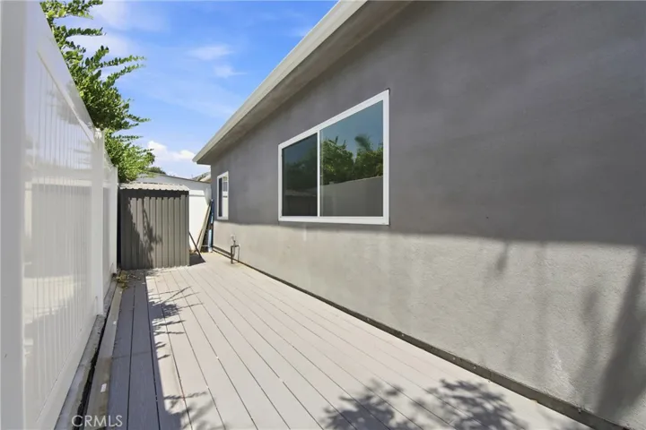 6944 Valmont, Tujunga, California 91042