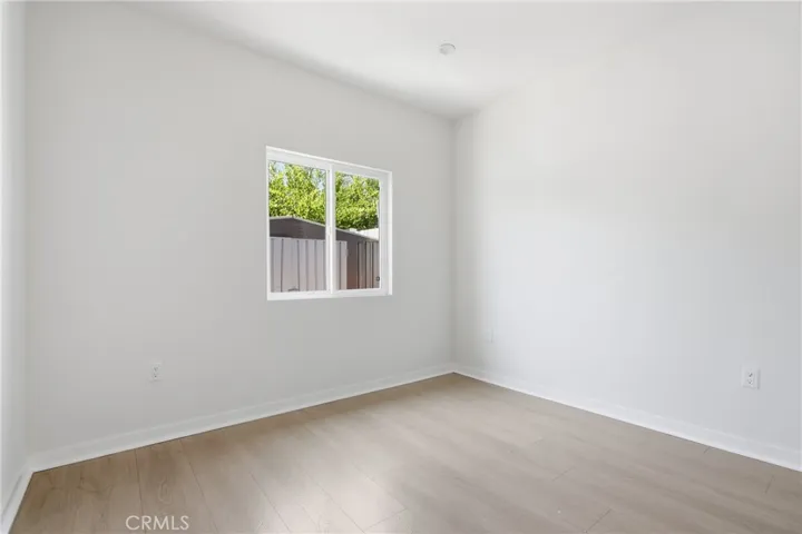 6944 Valmont, Tujunga, California 91042