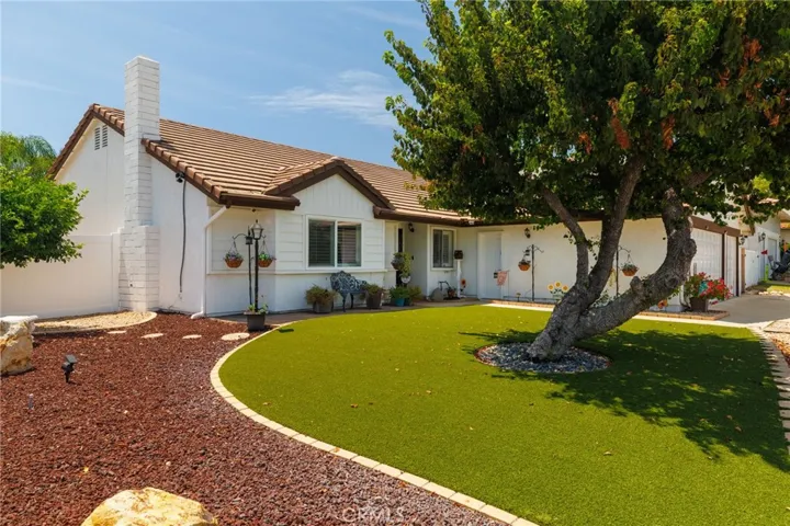30763 Pyramid Point, Canyon Lake, California 92587