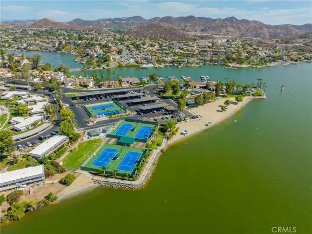 30763 Pyramid Point, Canyon Lake, California 92587