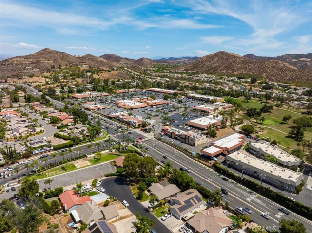 30763 Pyramid Point, Canyon Lake, California 92587
