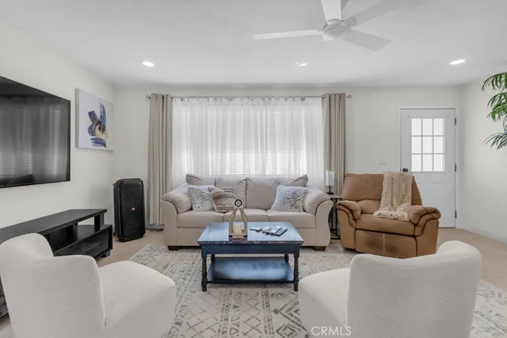 7448 Church, Yucca Valley, California 92284