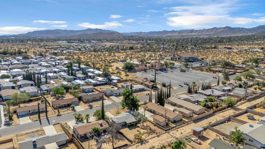 7448 Church, Yucca Valley, California 92284