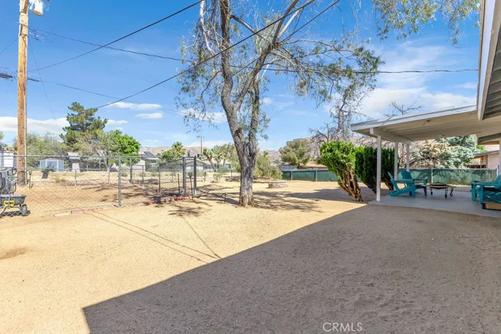 7448 Church, Yucca Valley, California 92284