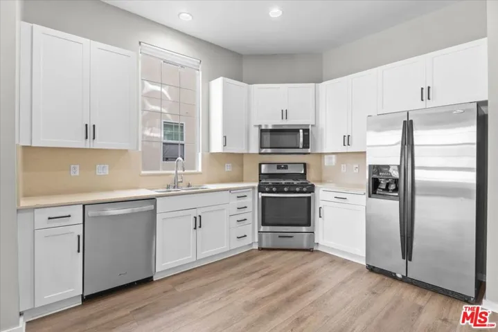 13020 Pacific 203, Playa Vista, California 90094