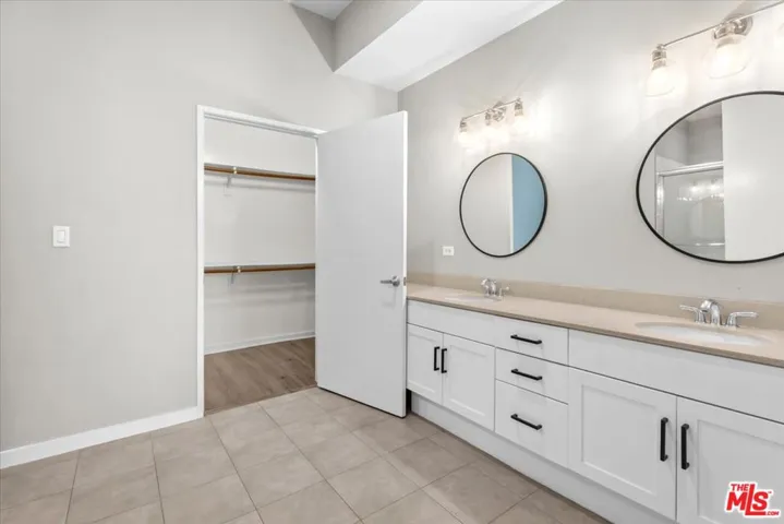 13020 Pacific 203, Playa Vista, California 90094
