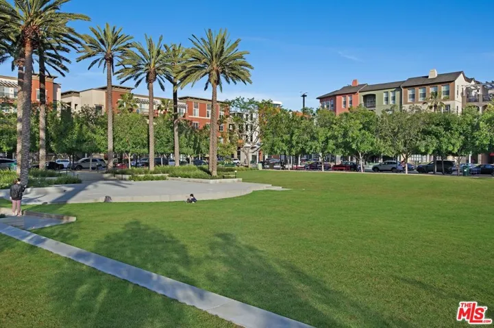 13020 Pacific 203, Playa Vista, California 90094
