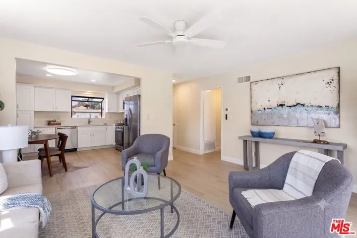 910 Thomas Avenue, Redlands, California 92374
