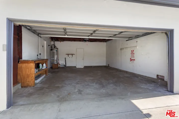 910 Thomas Avenue, Redlands, California 92374