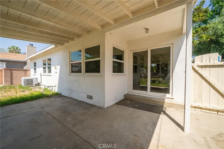 7057 Babcock, North Hollywood, California 91605