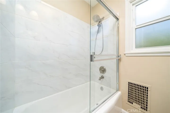 7057 Babcock, North Hollywood, California 91605