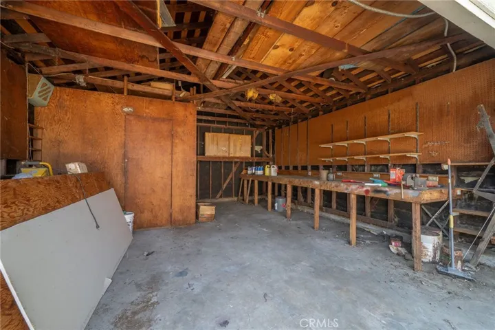 7057 Babcock, North Hollywood, California 91605