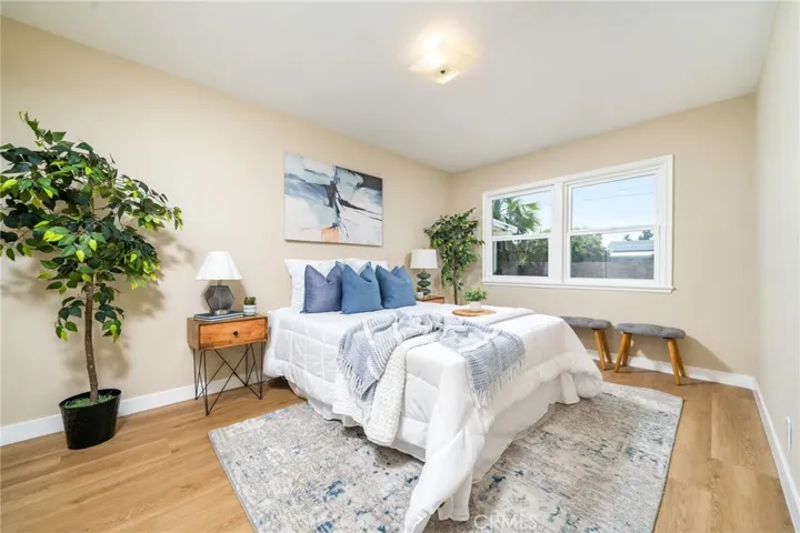 7057 Babcock, North Hollywood, California 91605