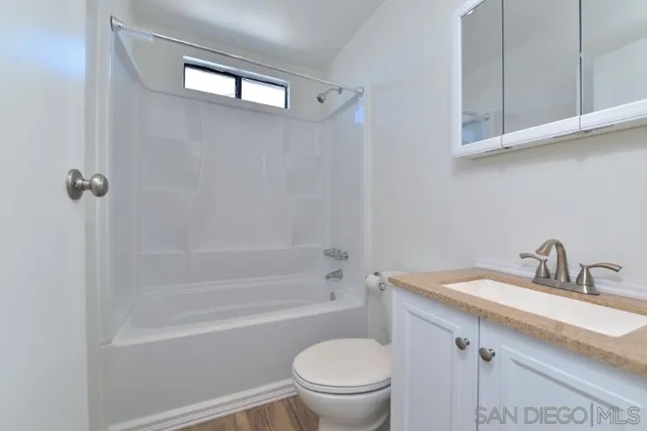 2311 National B, San Diego, California 92113