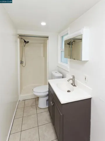 2012 E 15th St, Oakland, California 94606