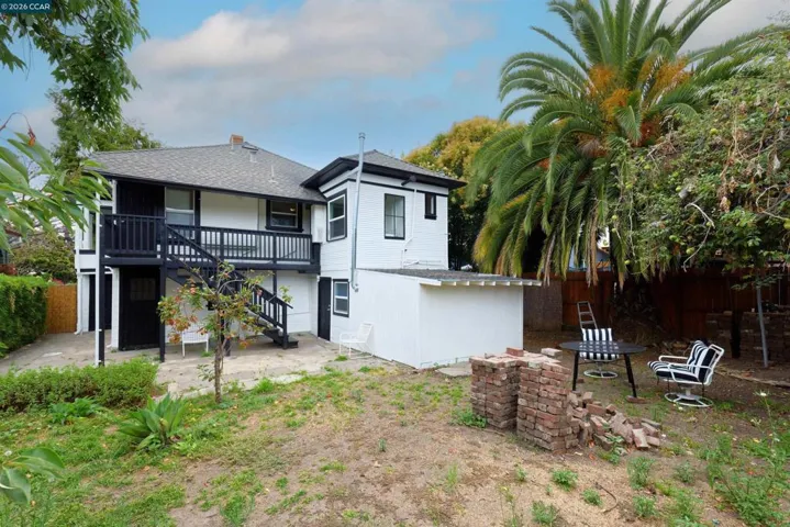 2012 E 15th St, Oakland, California 94606