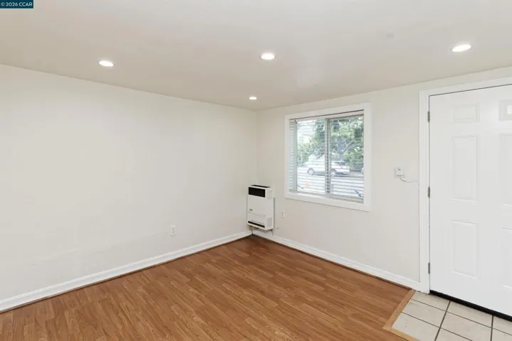 2012 E 15th St, Oakland, California 94606