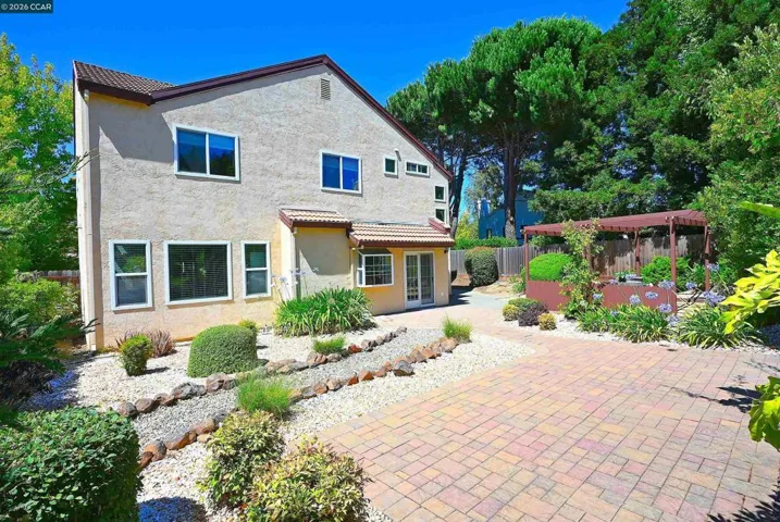 496 Panorama Dr, Benicia, California 94510