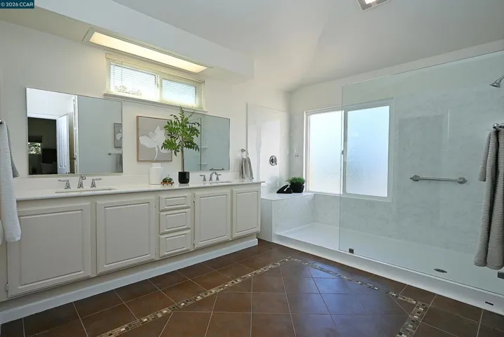 496 Panorama Dr, Benicia, California 94510