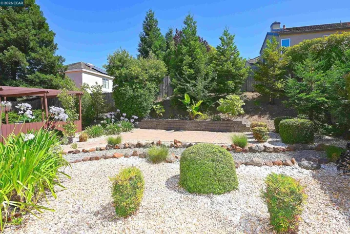 496 Panorama Dr, Benicia, California 94510