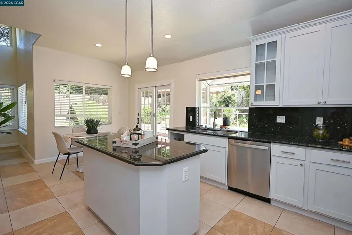 496 Panorama Dr, Benicia, California 94510
