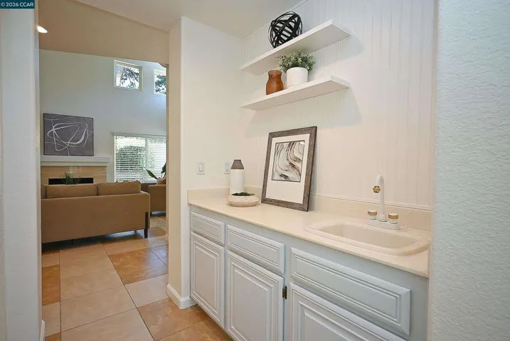 496 Panorama Dr, Benicia, California 94510