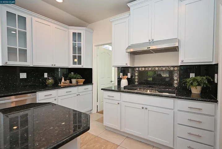 496 Panorama Dr, Benicia, California 94510