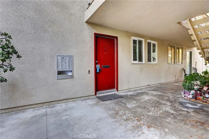 8 Via Castilla C, Laguna Woods, California 92637