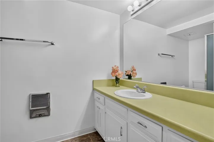 8 Via Castilla C, Laguna Woods, California 92637