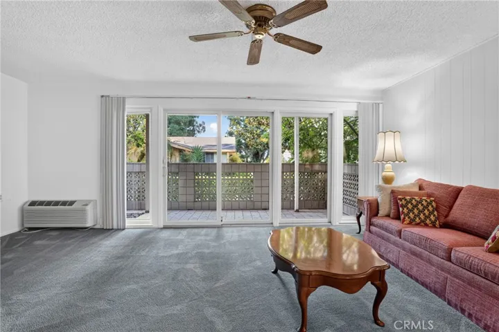 8 Via Castilla C, Laguna Woods, California 92637