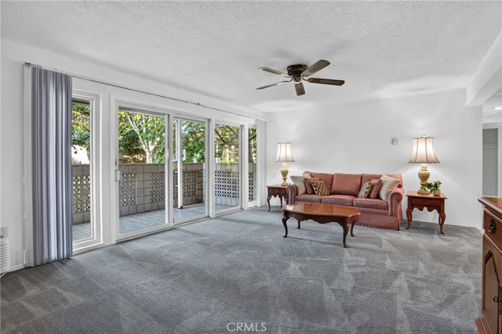 8 Via Castilla C, Laguna Woods, California 92637