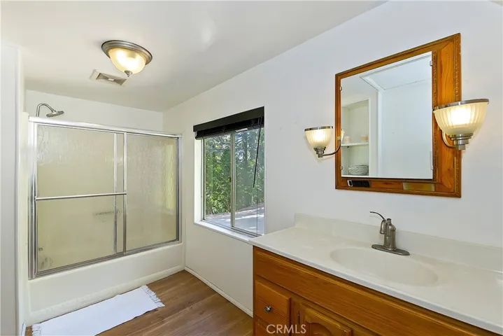 863 Oak, Lake Arrowhead, California 92385