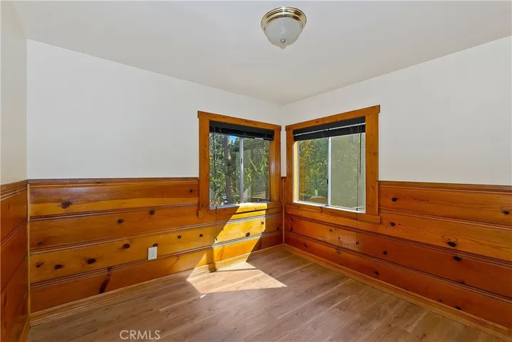 863 Oak, Lake Arrowhead, California 92385
