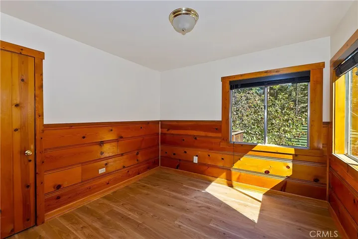 863 Oak, Lake Arrowhead, California 92385